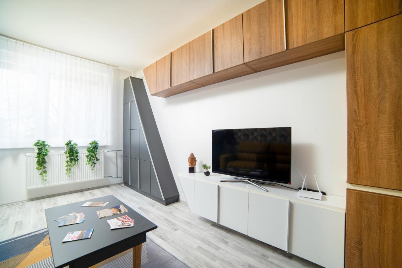 Comfort 18 - Best Family Layout- Balcony & Parking Miskolc Exterior foto