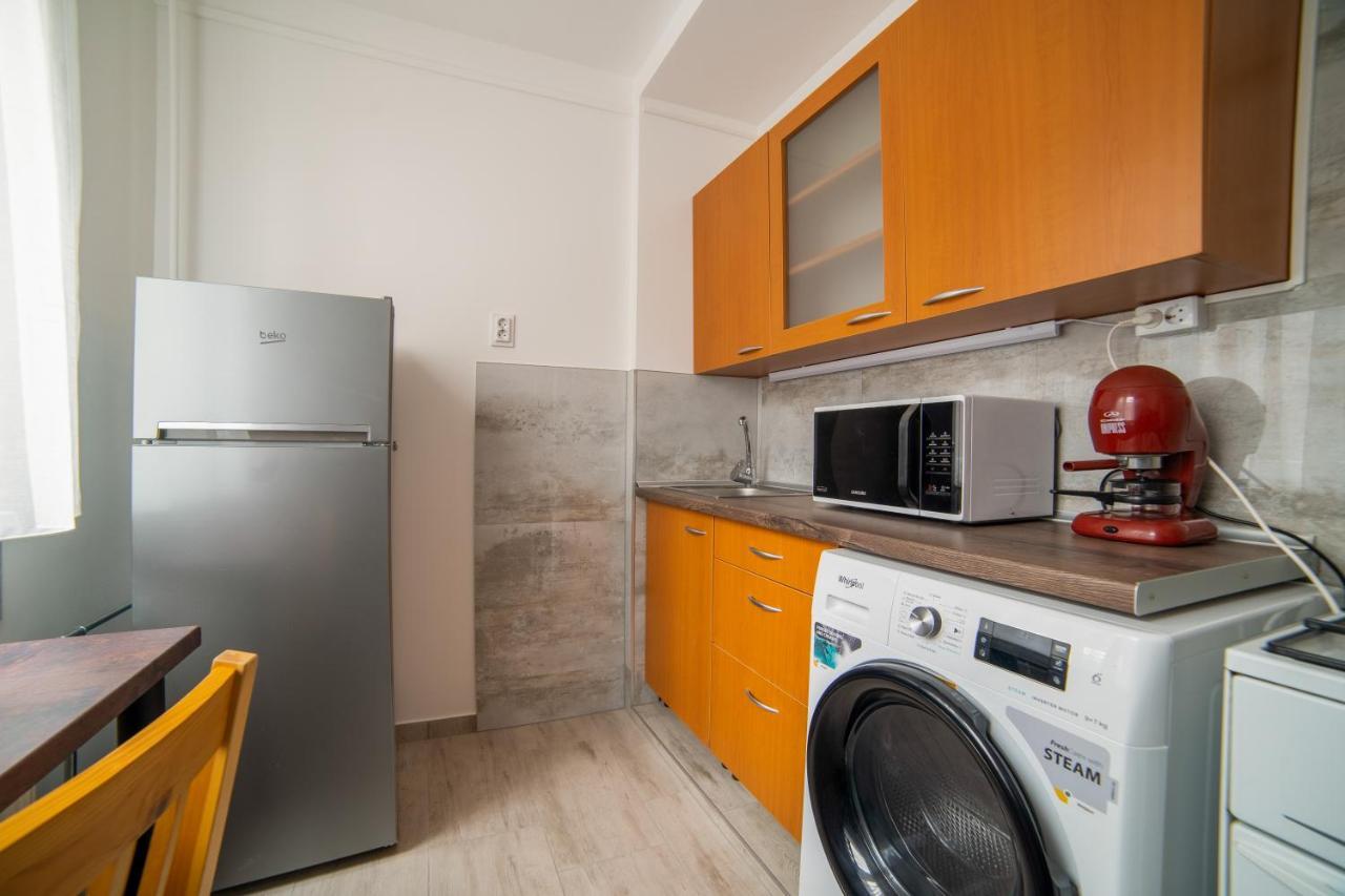 Comfort 18 - Best Family Layout- Balcony & Parking Miskolc Exterior foto